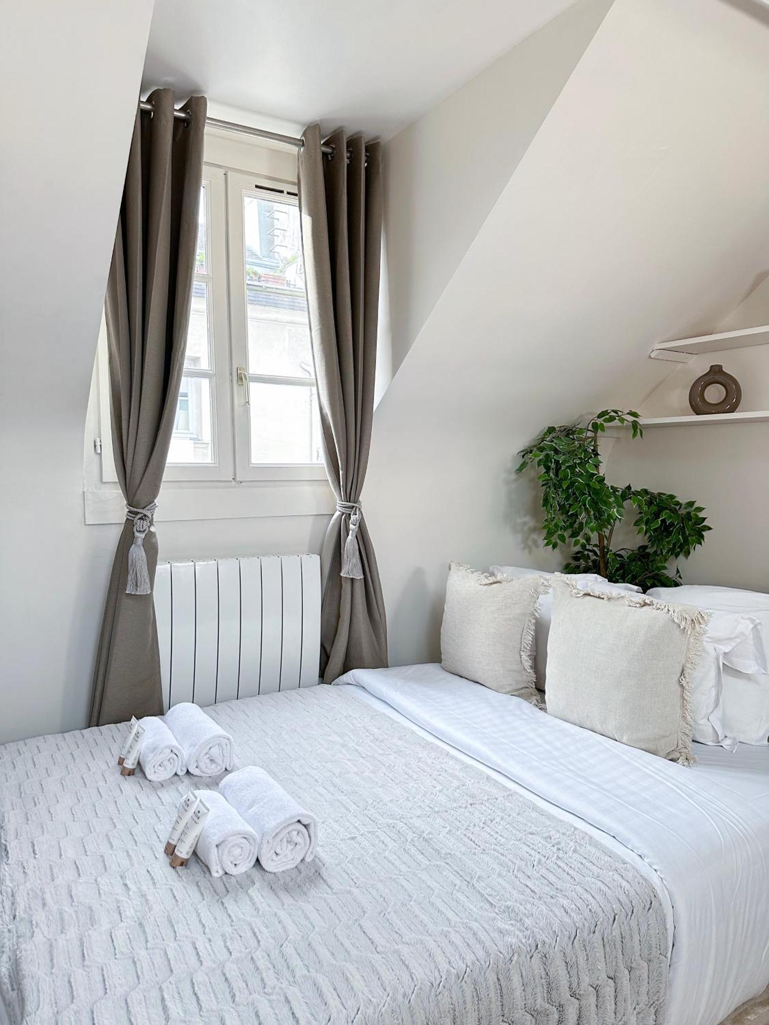 Apartamento Saint Germain des Prés - Amazing Duplex - 2066 París Exterior foto