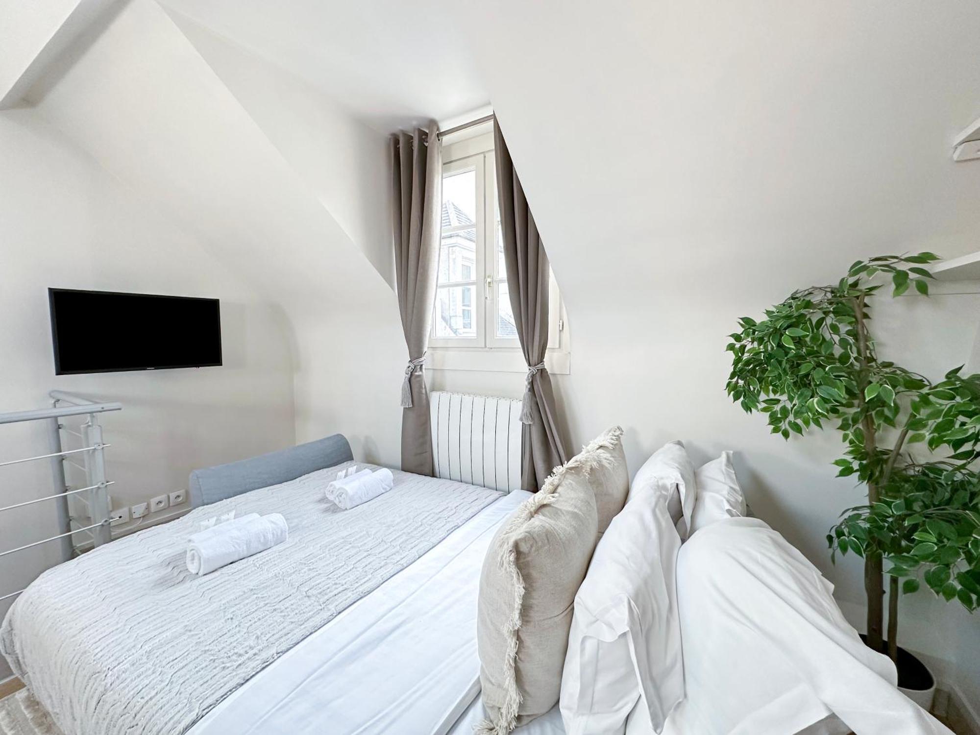 Apartamento Saint Germain des Prés - Amazing Duplex - 2066 París Exterior foto